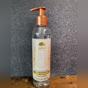 Tree Hut Vanilla + Colloidal Gold  Moisturizing Shave Oil 7.7 Oz